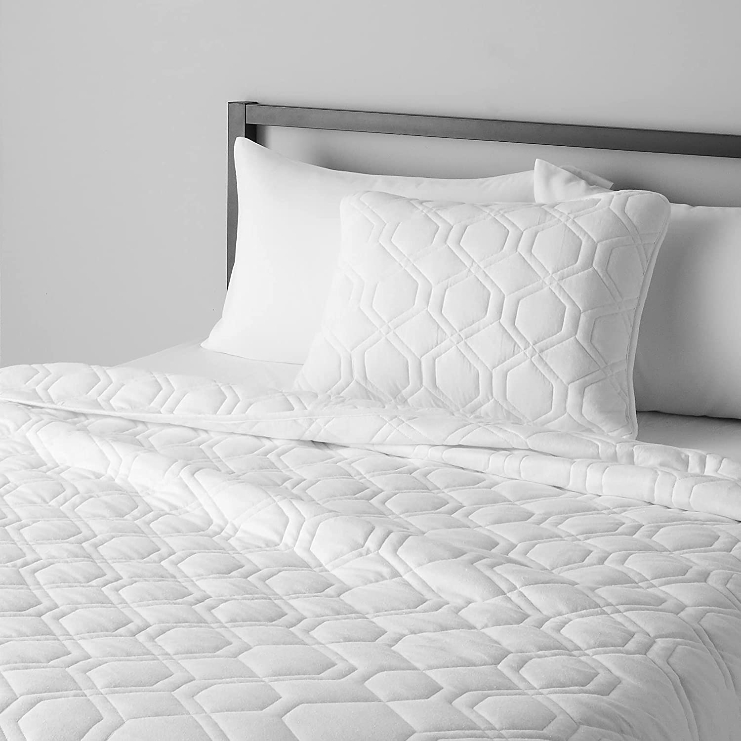 White Velvet Quilt Bedspread King