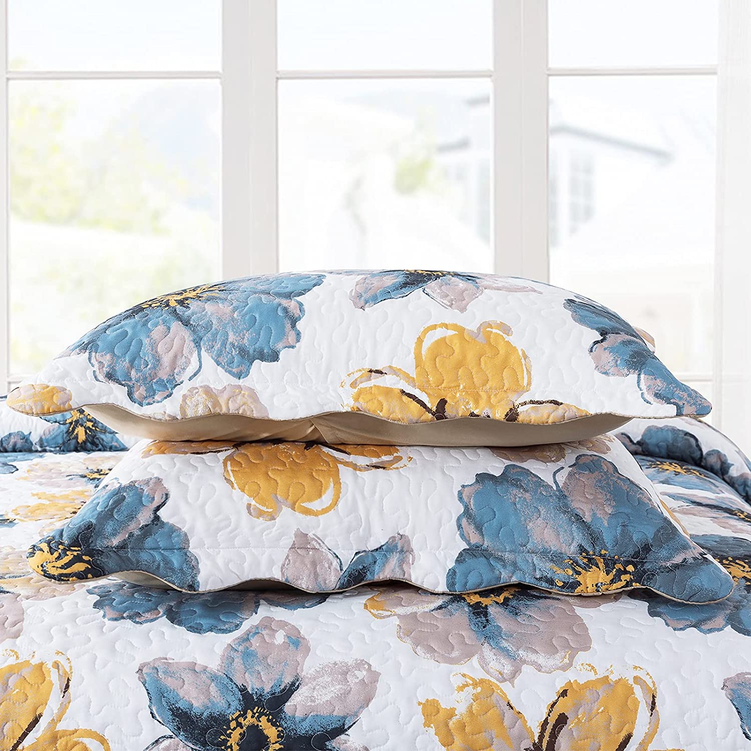 Beautiful Soft Bedspread Comforter