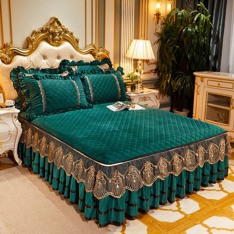 Luxury Embroidery Ruffle Quilt Bedding Skirts Set