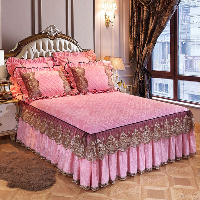 Luxury Embroidery Ruffle Quilt Bedding Skirts Set