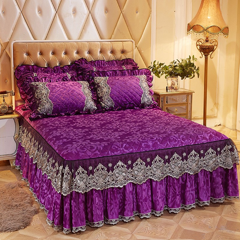 Luxury Embroidery Ruffle Quilt Bedding Skirts Set