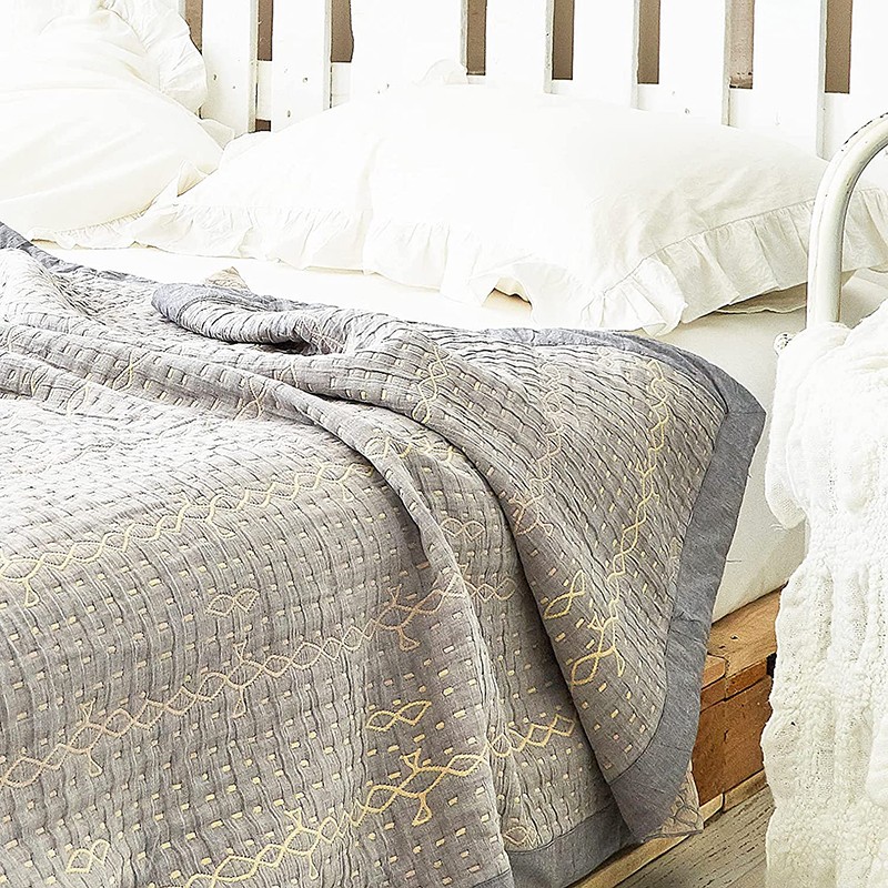 Soft Quilted Lightweight Breathable Blanket