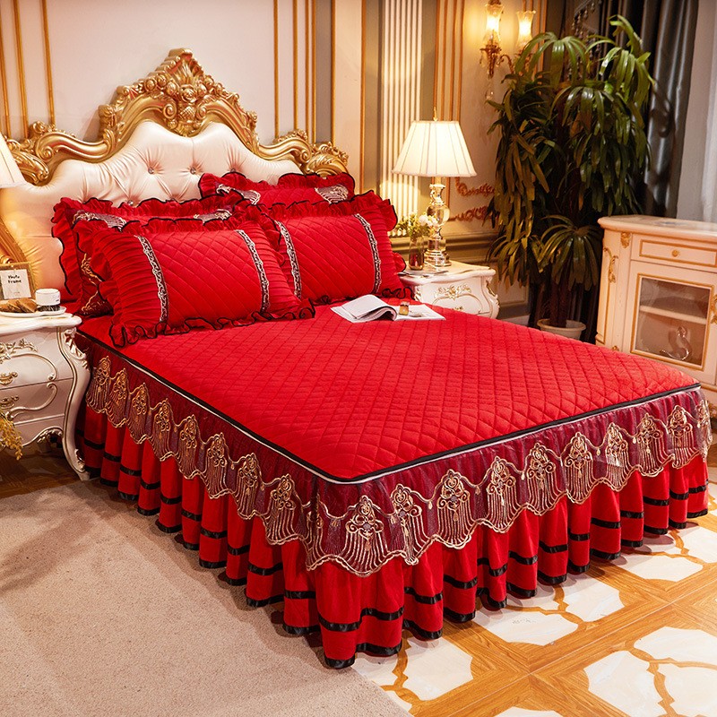 Luxury Embroidery Ruffle Quilt Bedding Skirts Set